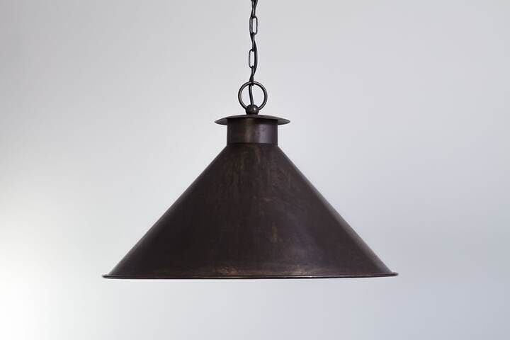 Große Pendelleuchte mit breitem Schirm – Chapeau Dupont Nr. 424 XL | LumArt